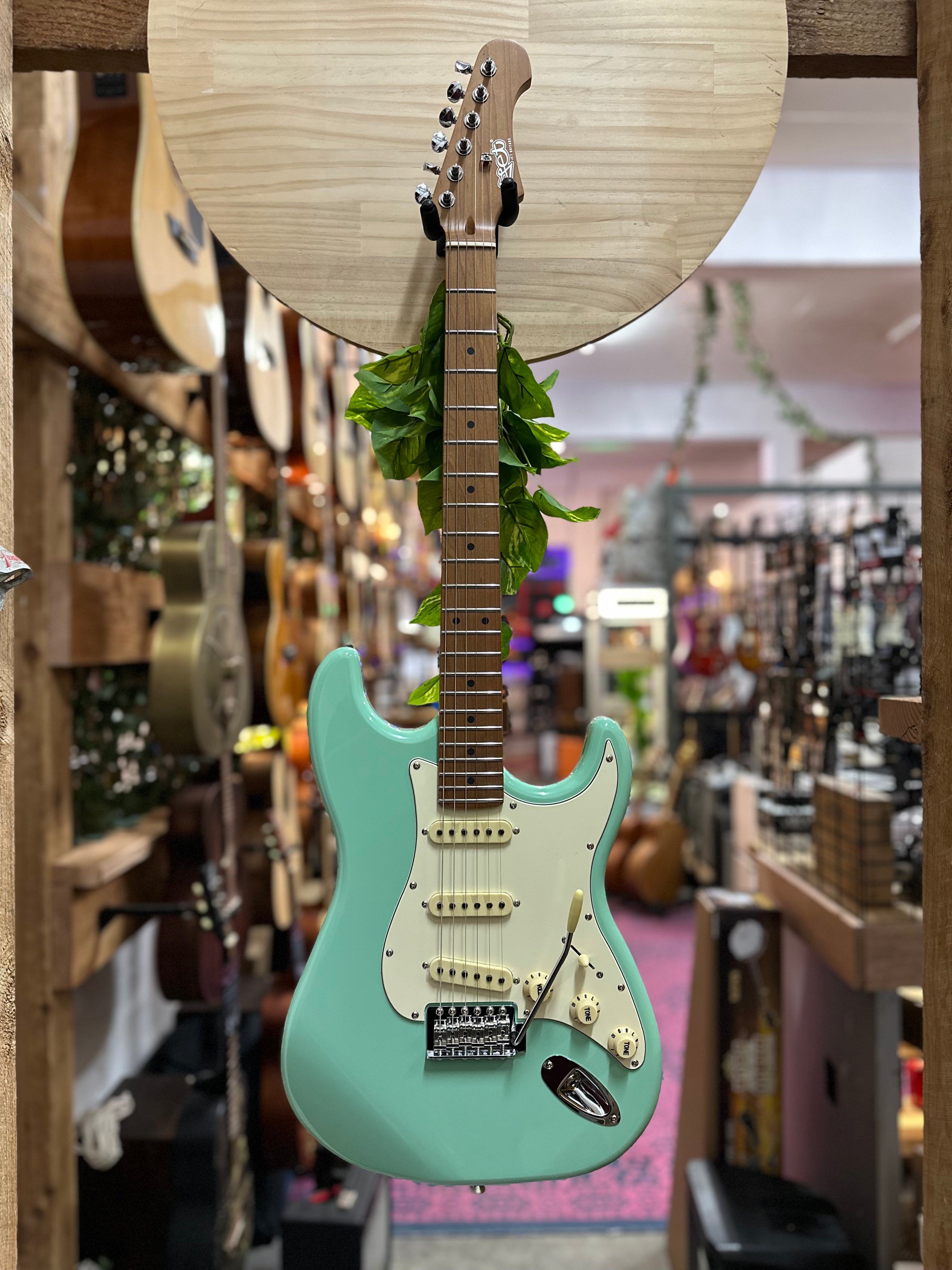 Jet Guitars | JS300 | SSS | Surf Green Jet Guitars | JS300 | SSS | Surf Green